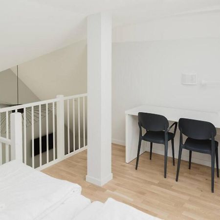 Sk67 Modern And Bright Loft With Free Parking Apartment Lidingo Exterior photo